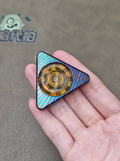 Little Triangle Titanium PEI Mokuti