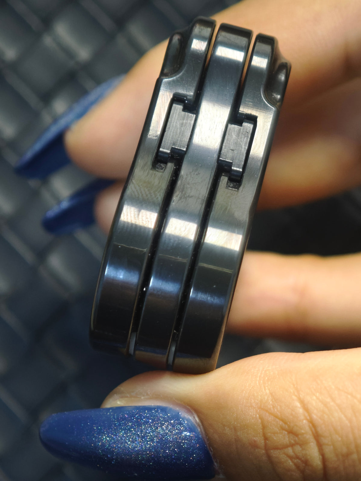 Balled Shell Zirconium