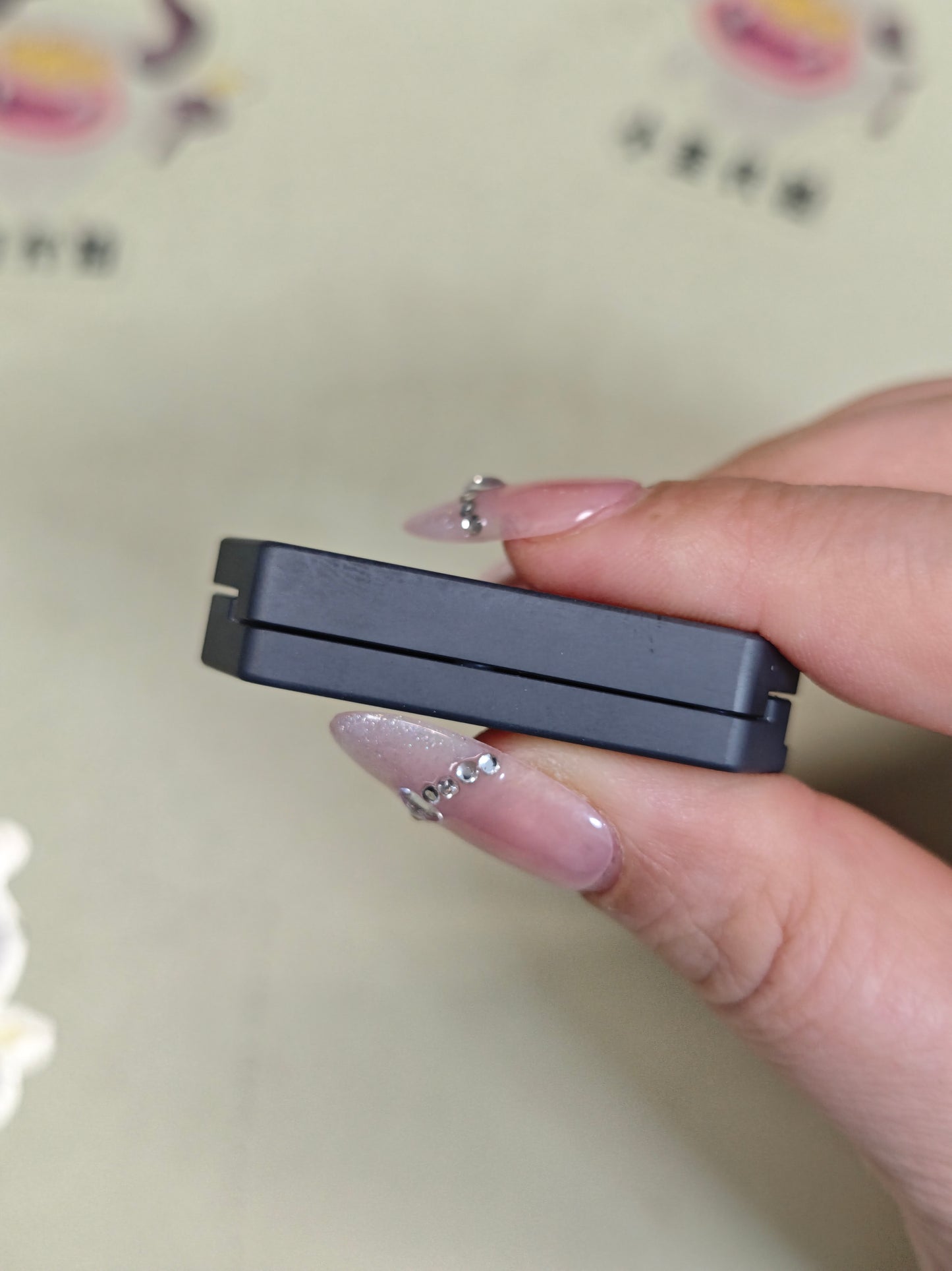 Plane Zirconium