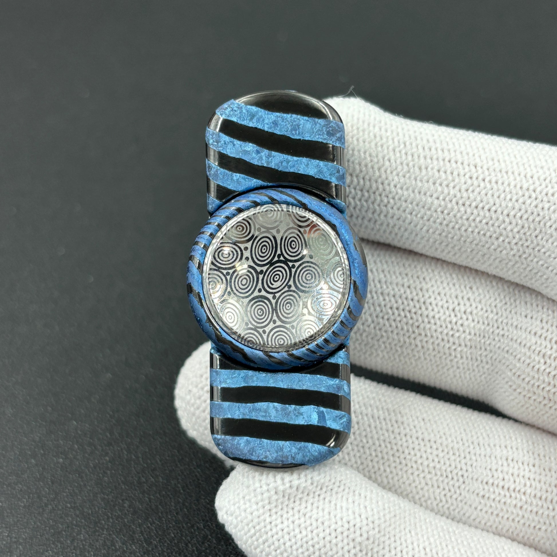 Floating Shadow Zircuti