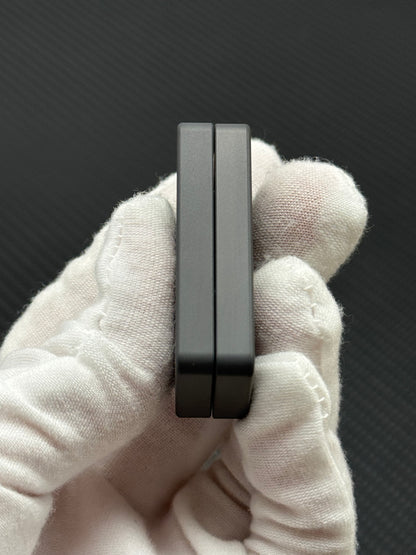 Mute Zirconium