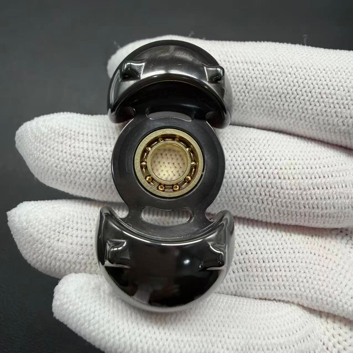 Kitty Zirconium Polished