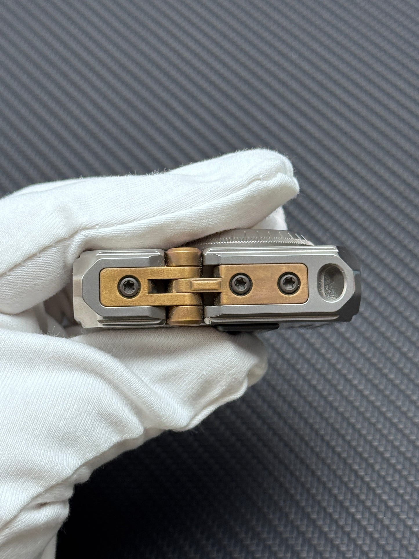 LOTTO Brass Titanium
