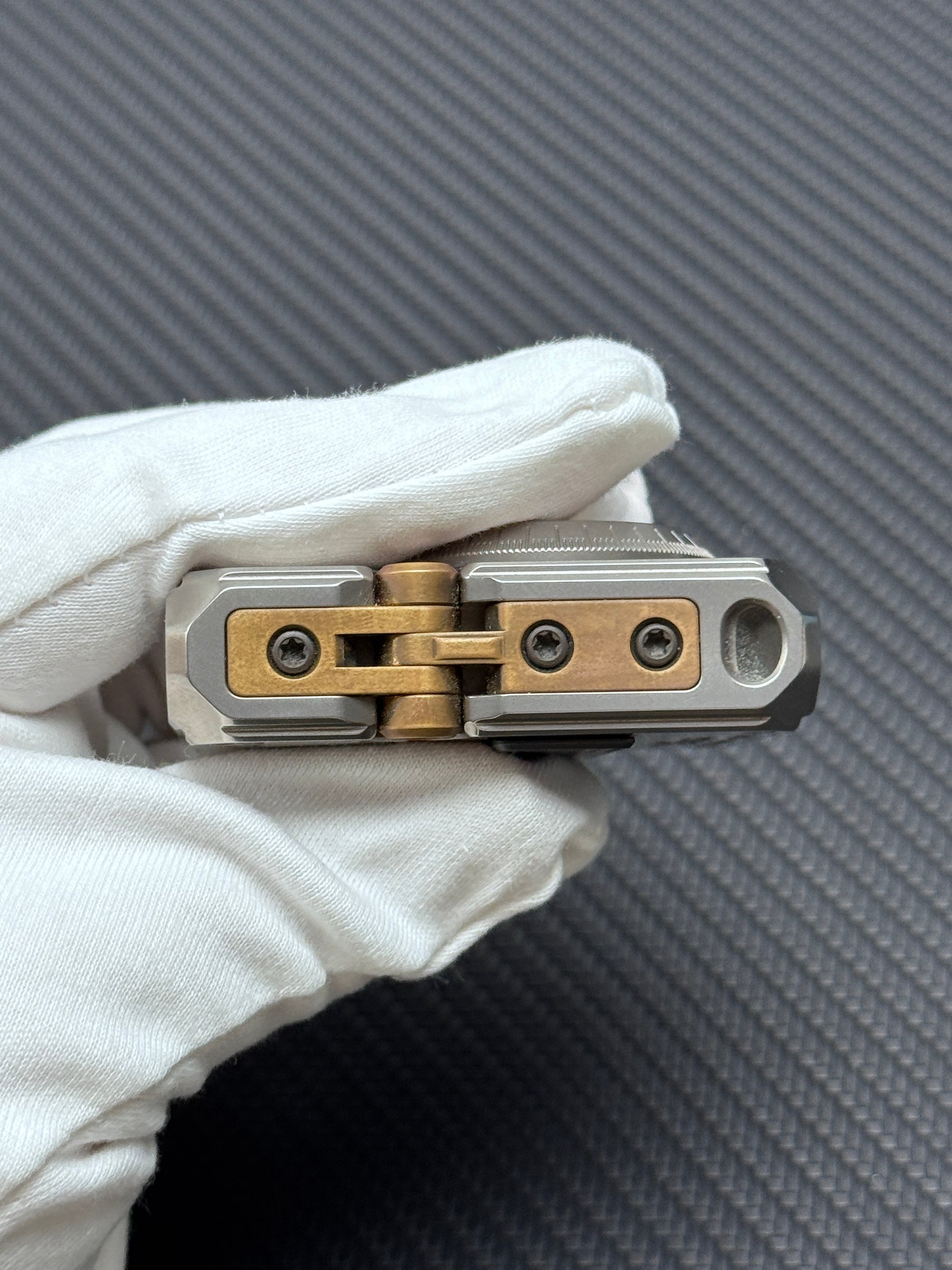 LOTTO Brass Titanium