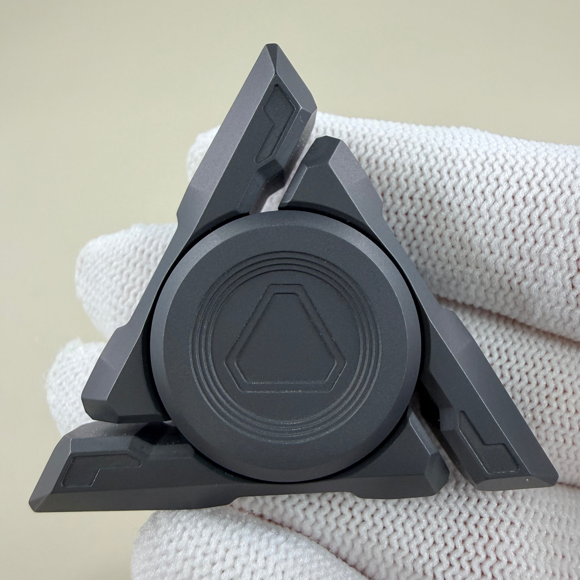Tri Body Zirconium