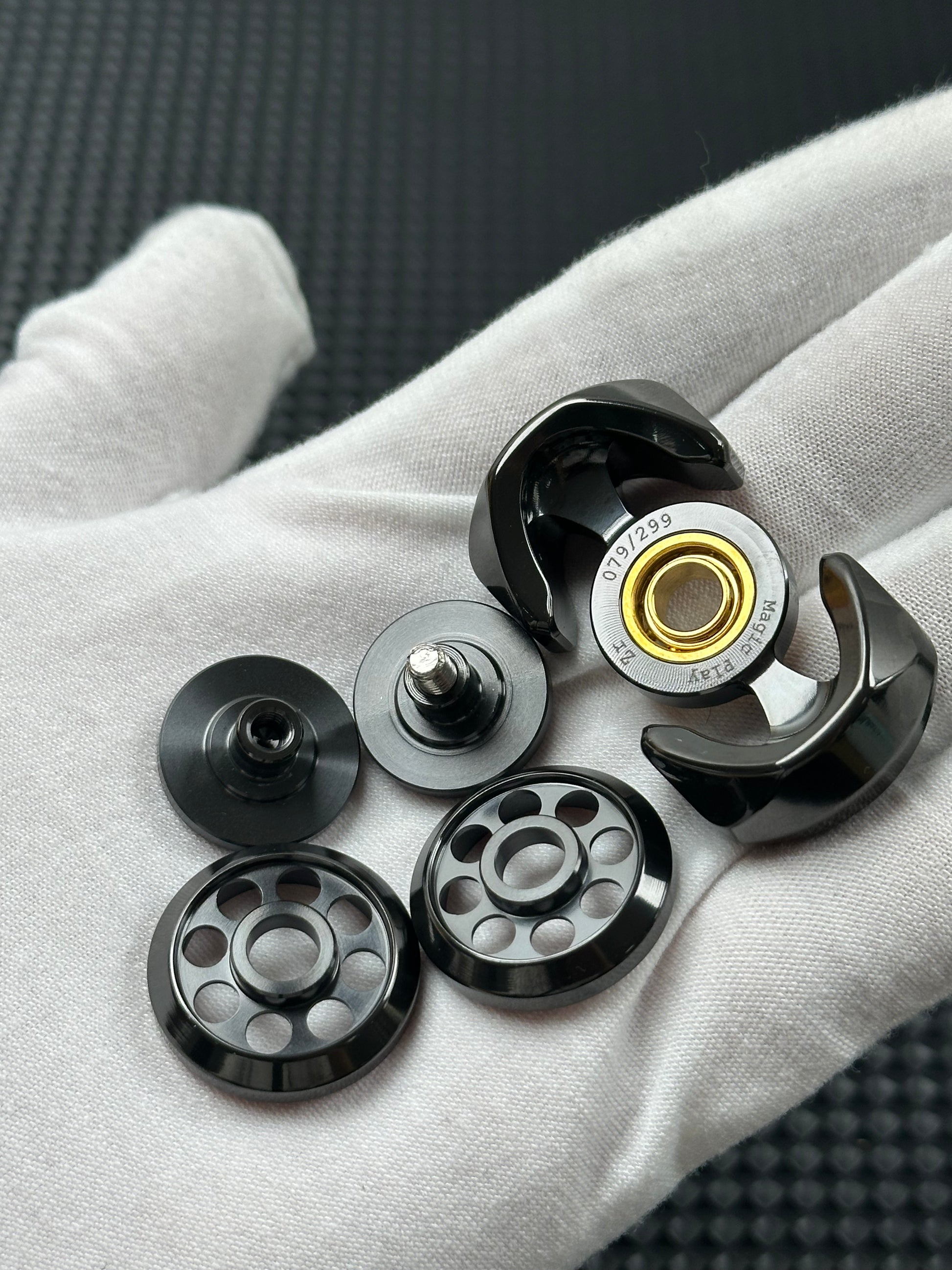Libra Zirconium Polished
