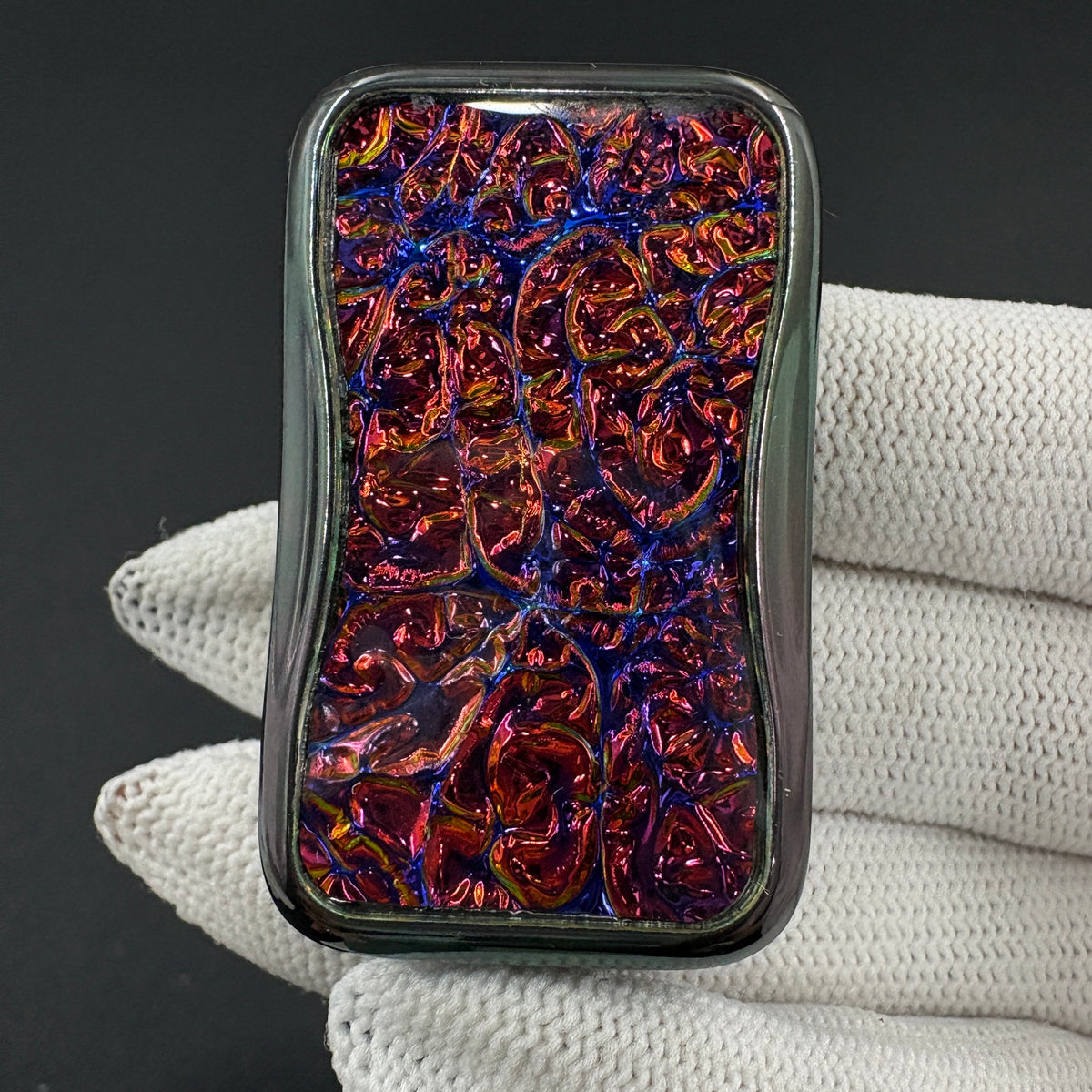 Shim Shy Zirconium Oil Slick