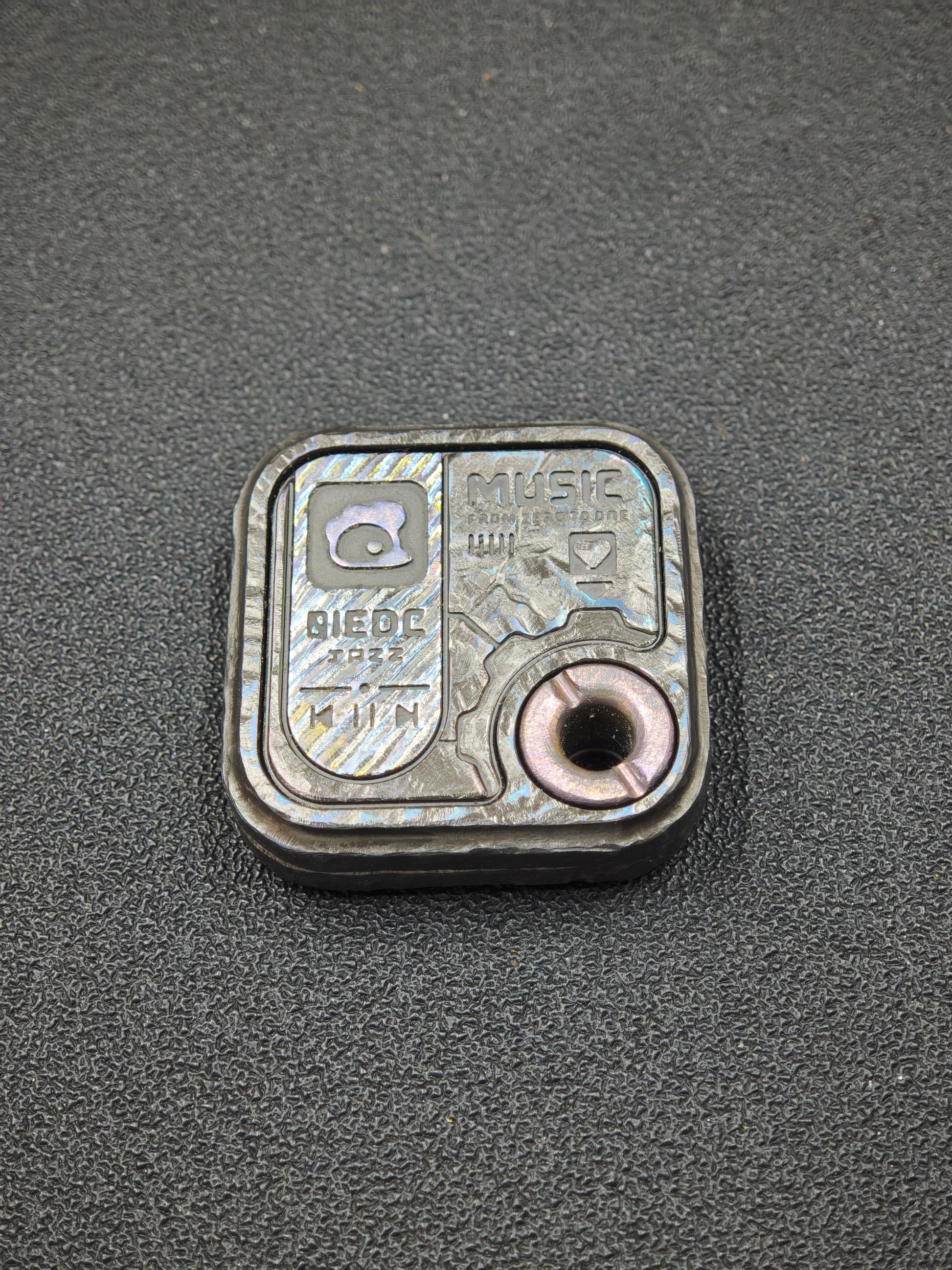 CD Base Zirconium