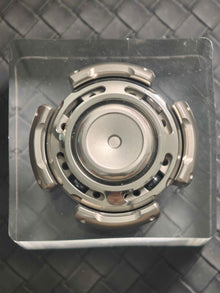 Resonance Titanium