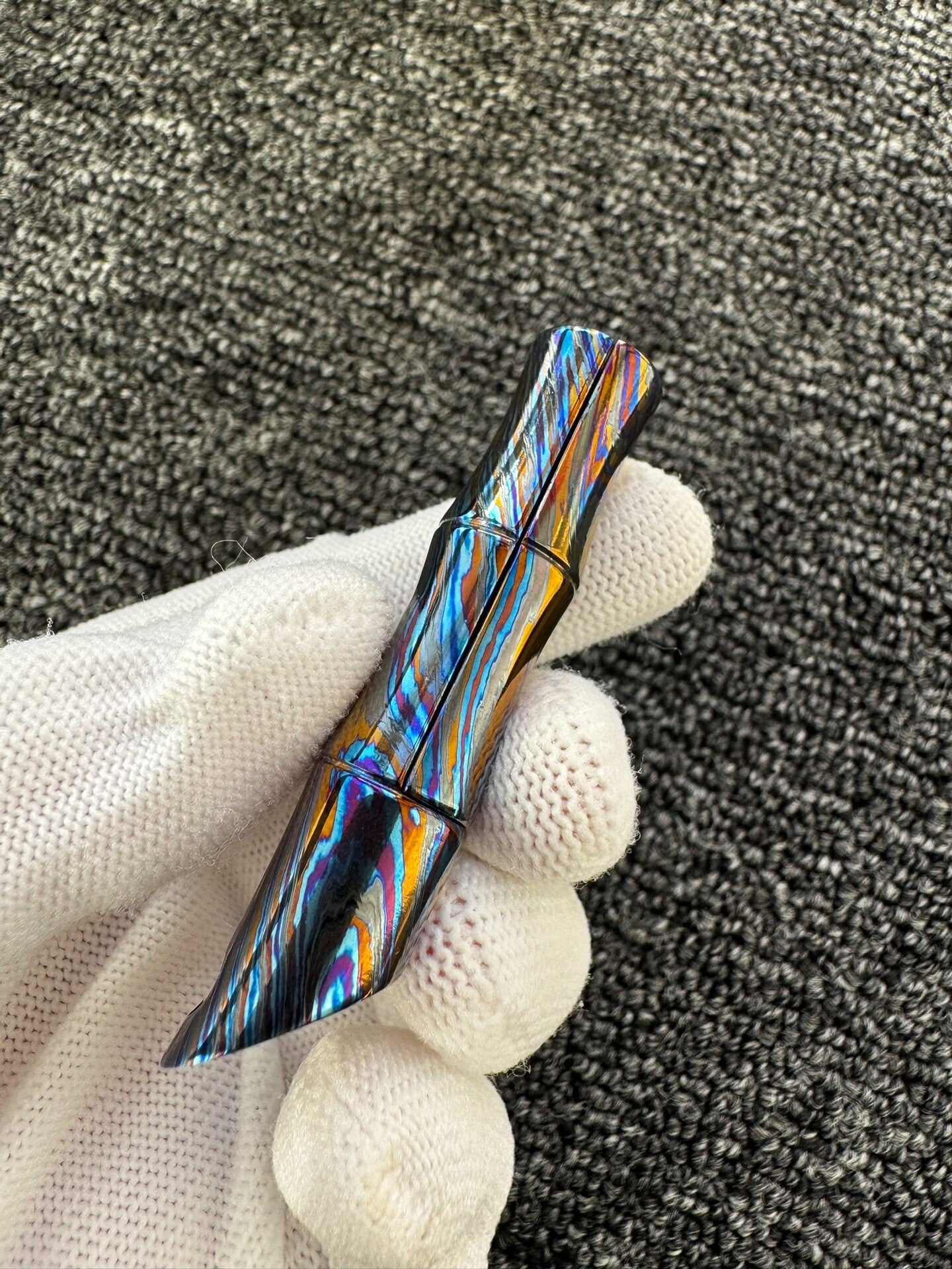 Bamboo Slider, Zircuti