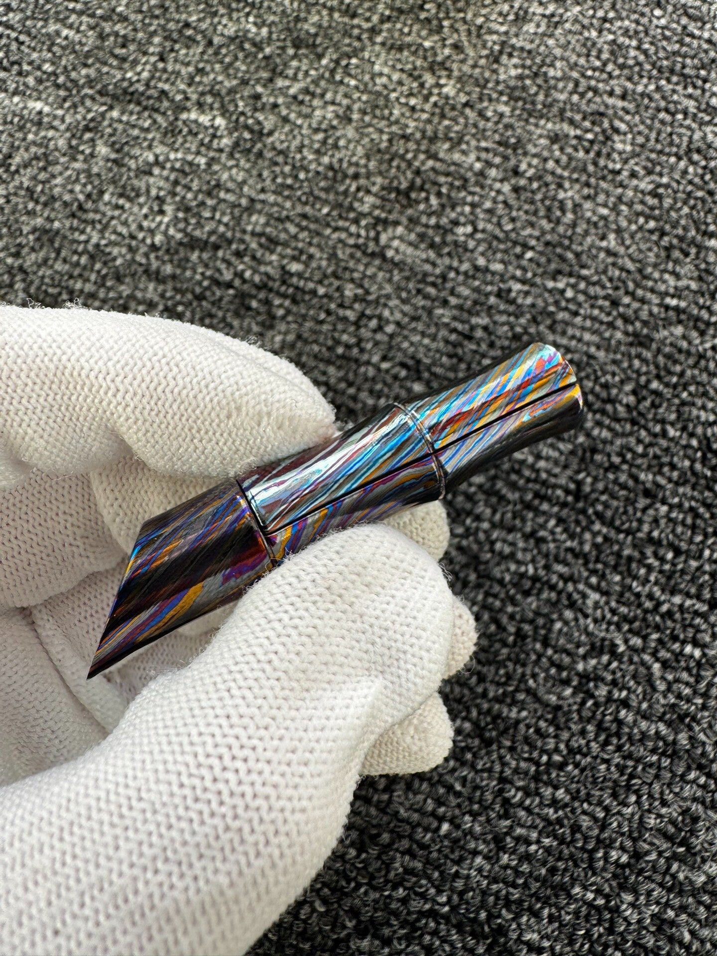 Bamboo Slider, Zircuti