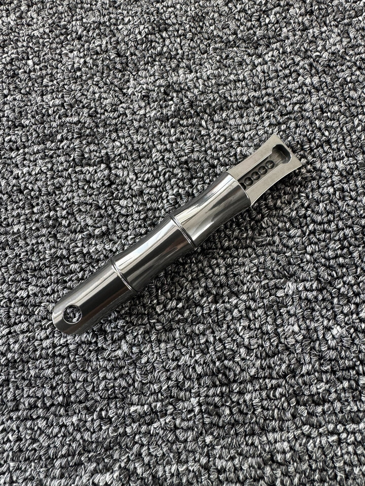 Bamboo Slider, Zirconium