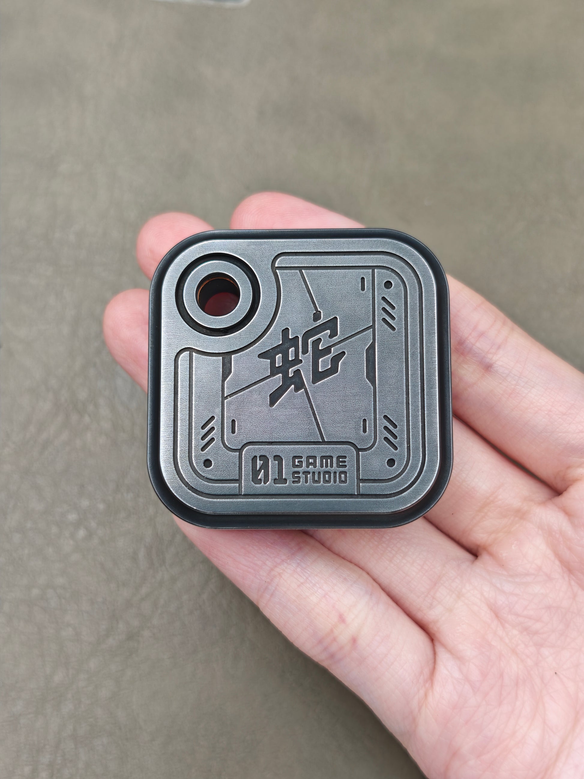 MAZE BLOCK Stainless Steel Limited Edition
