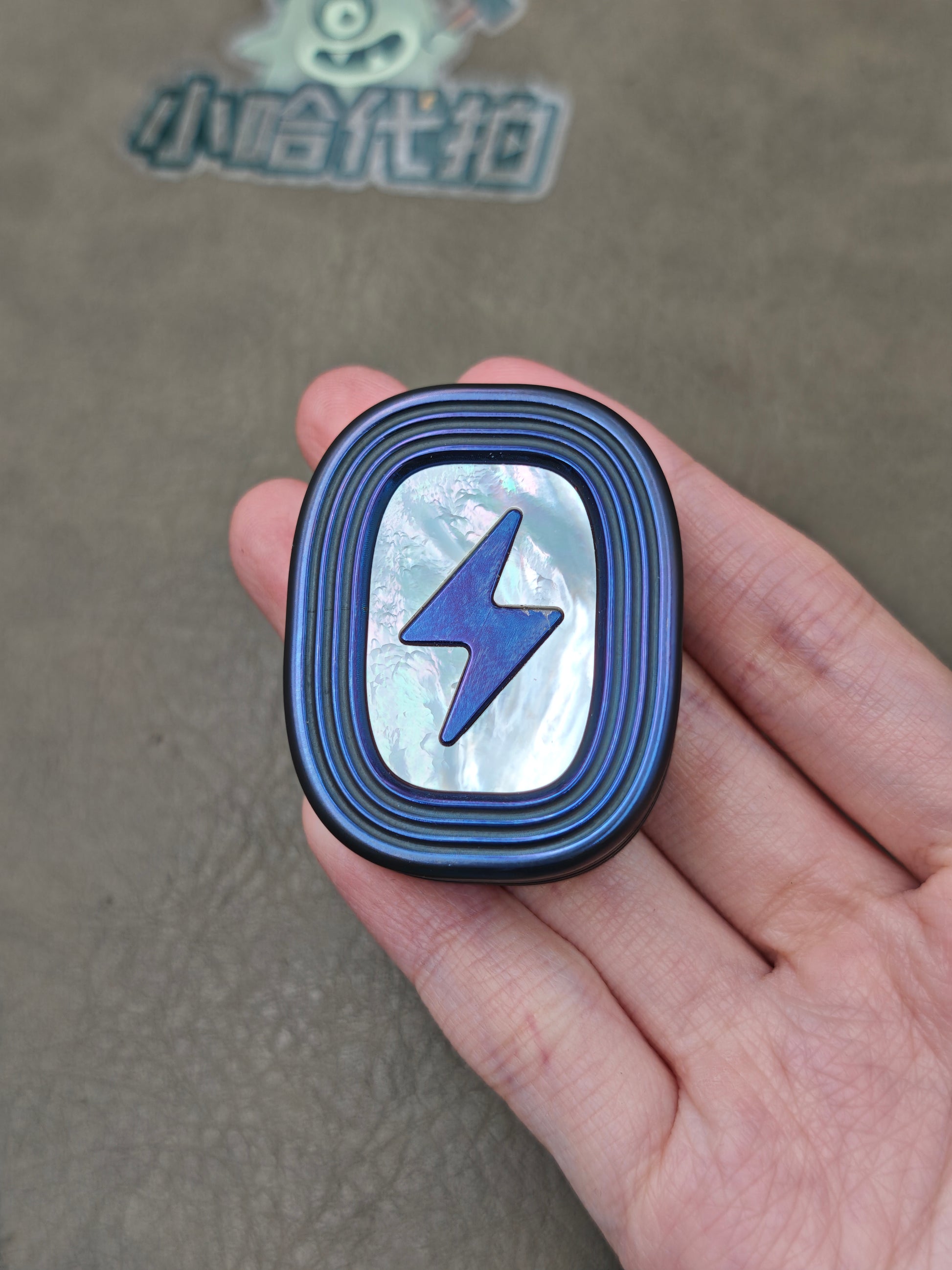 Lightning Mini Zirconium