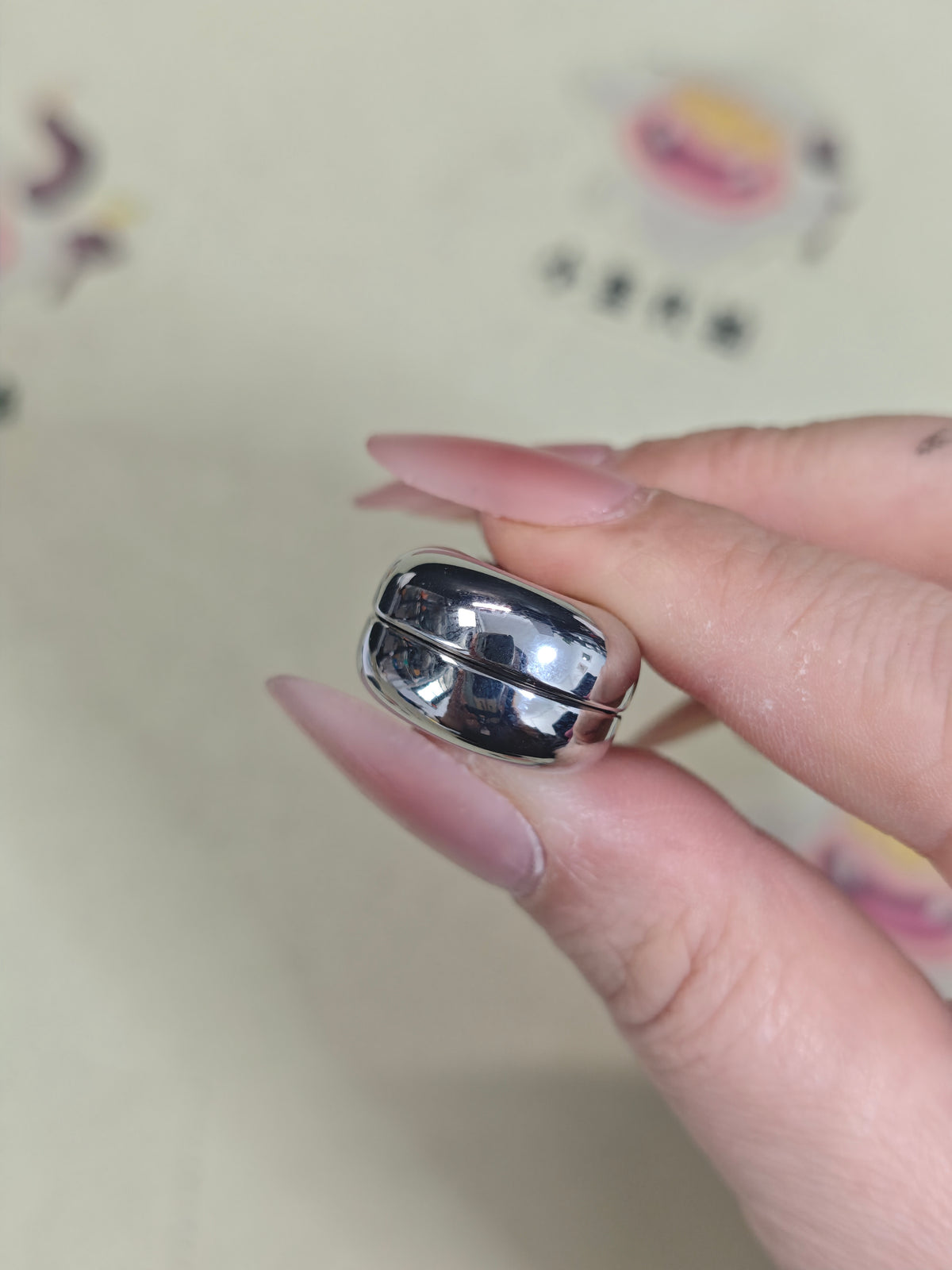 Floating Cloud Titanium Polished