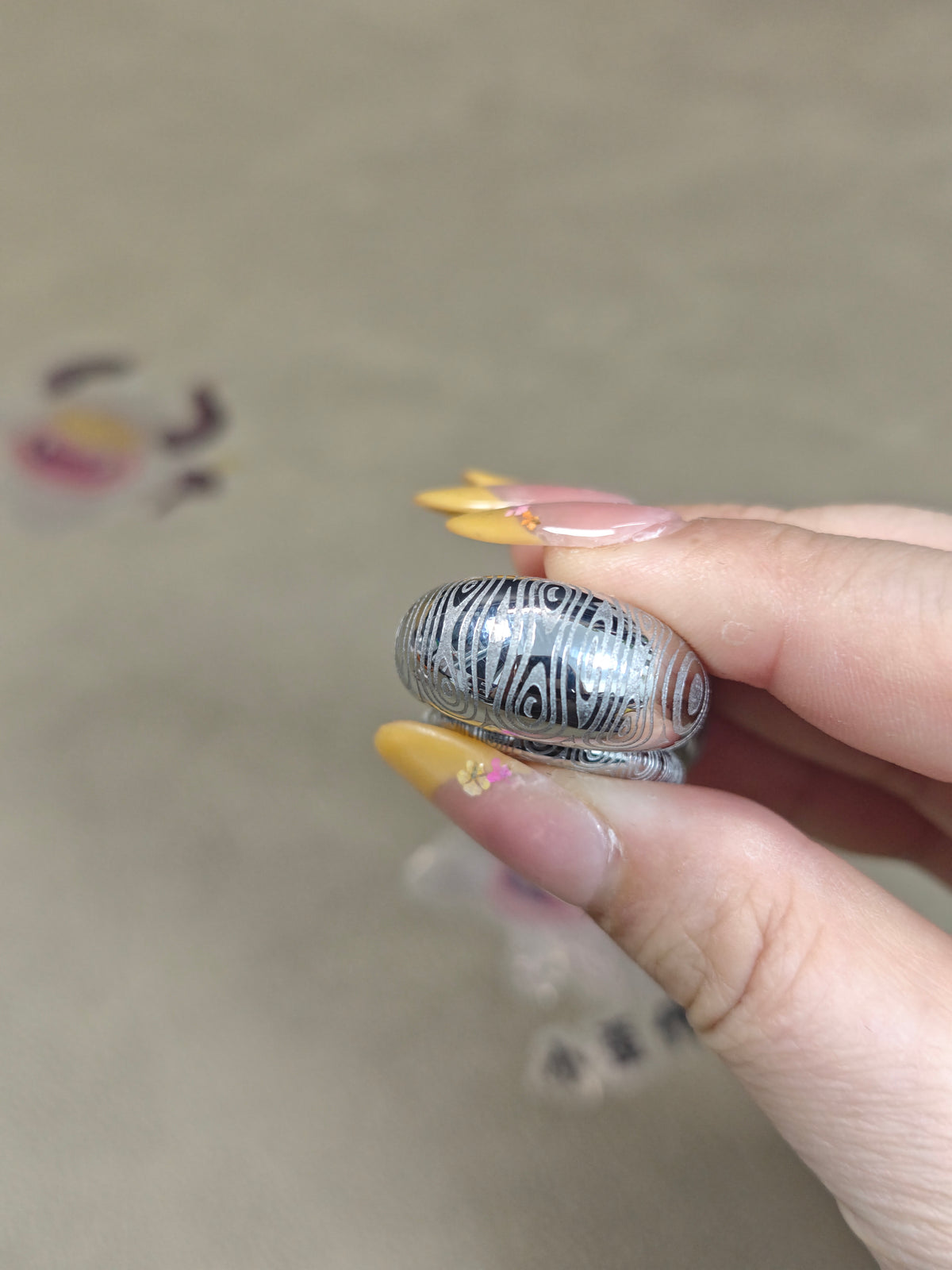 Two-Leaf Cell Damasteel