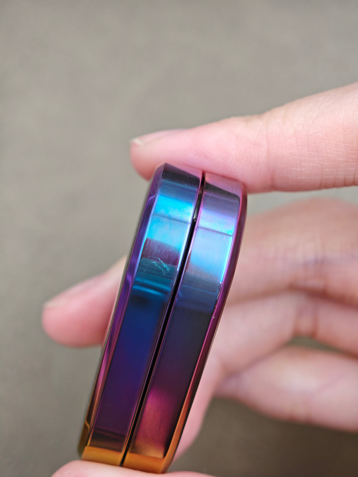 F2.8 Zirconium Resin-Sealed Oil Slick