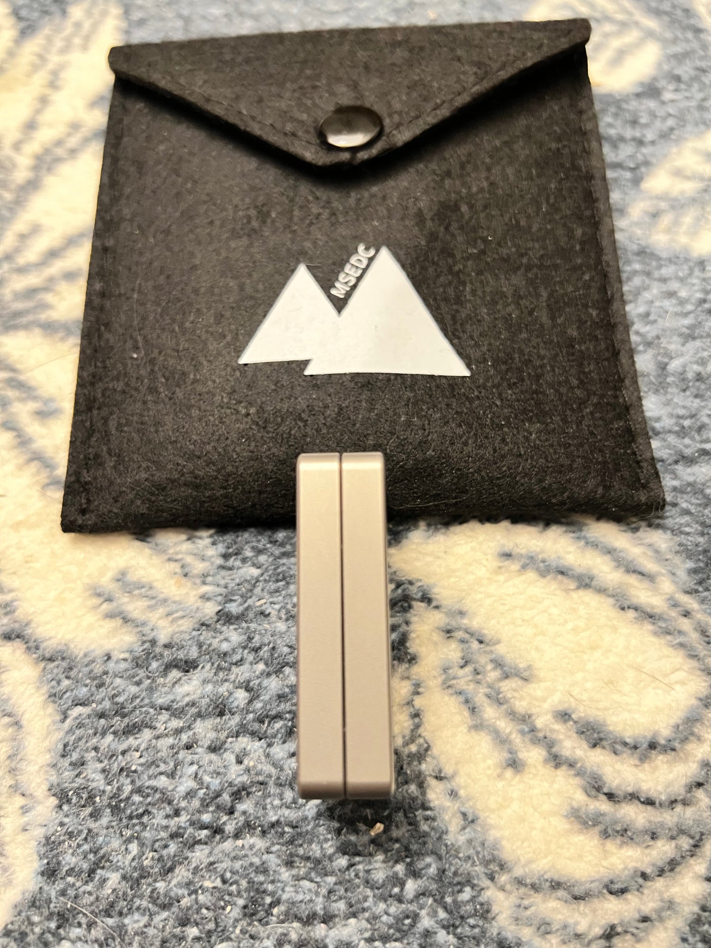 Mute Stainless Steel
