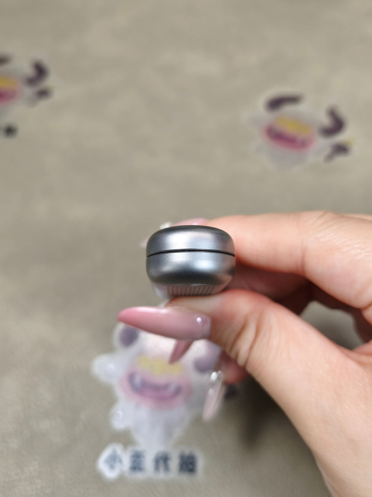 Floating Cloud Titanium