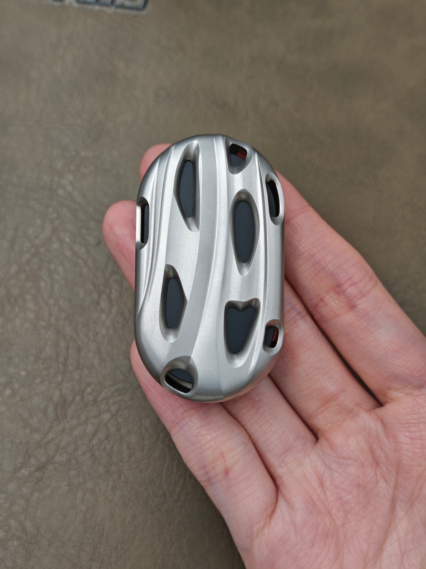 Lag Stainless Steel