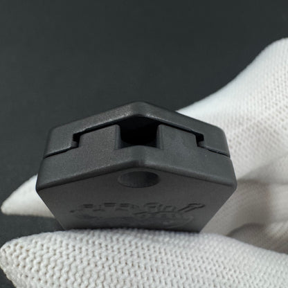 Plane Zirconium Zircuti