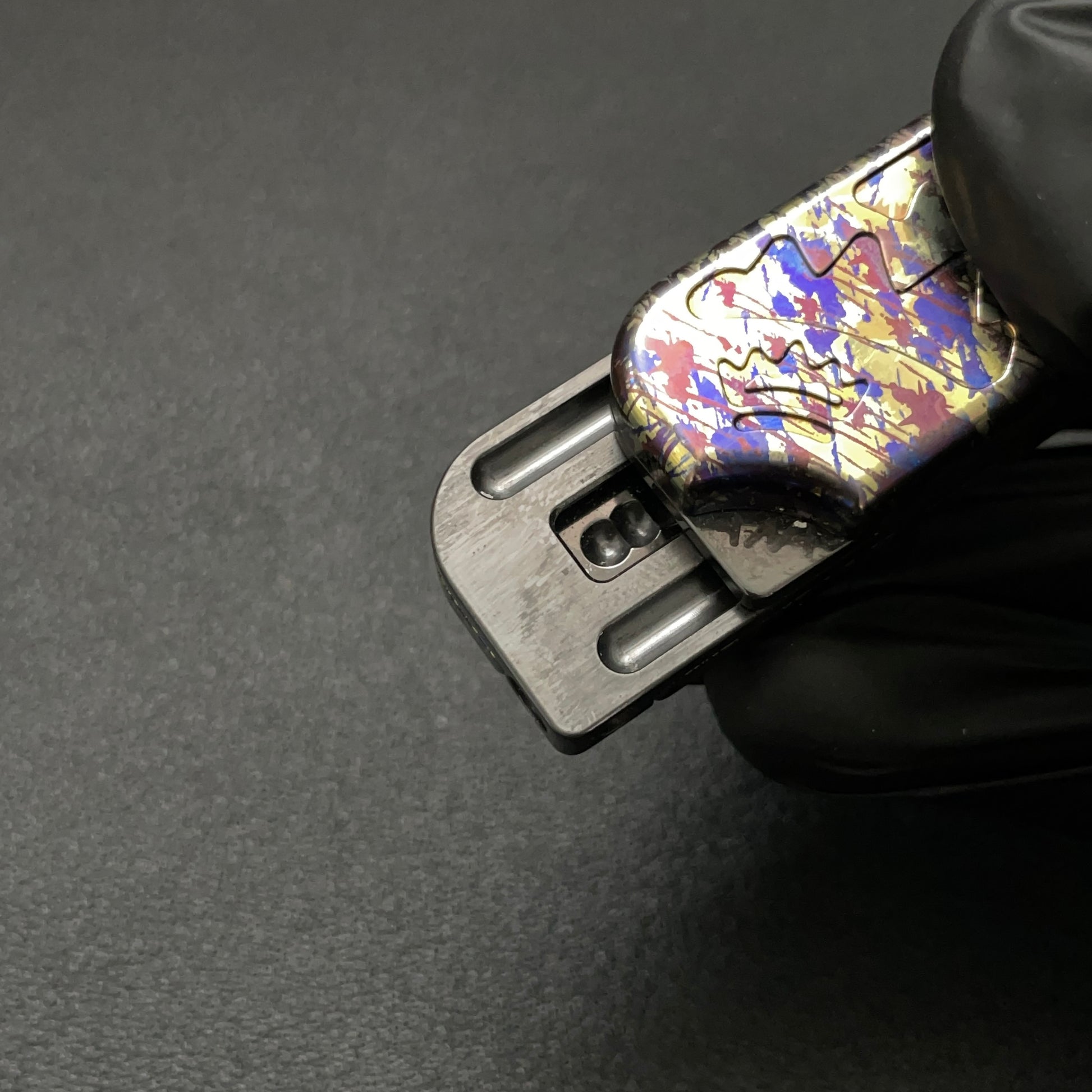 Q Mechanical Titanium