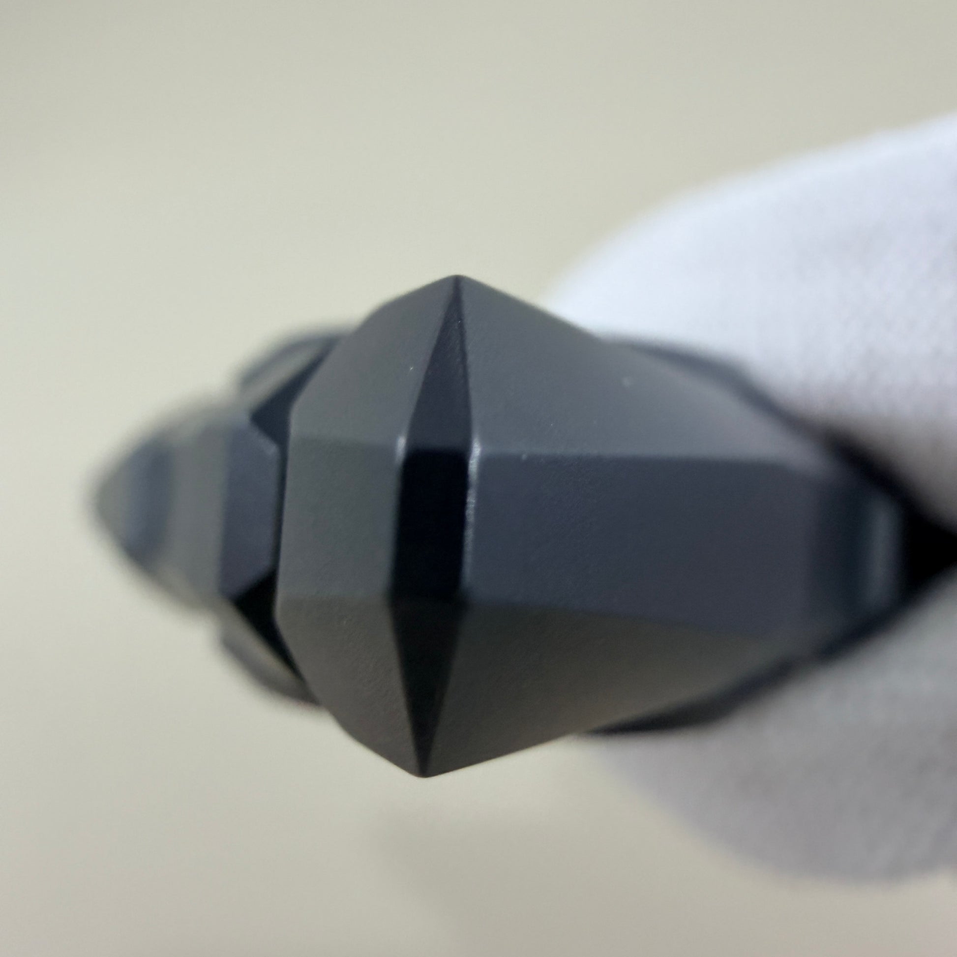 Tri Body Zirconium