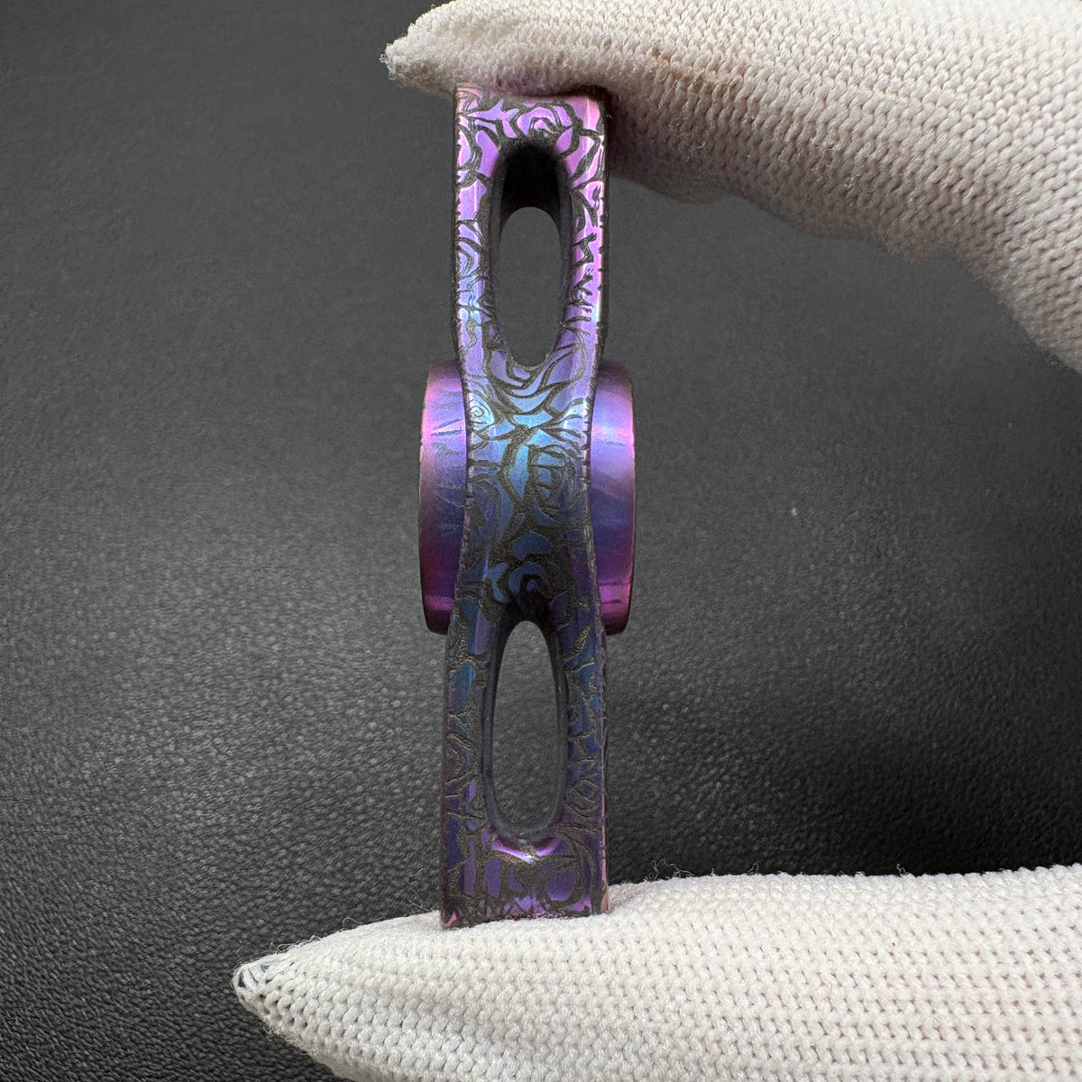 Oumuamua Premium & Buckle Titanium Color-Anodized
