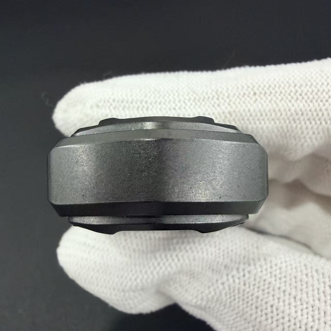 Thousand machines Zirconium