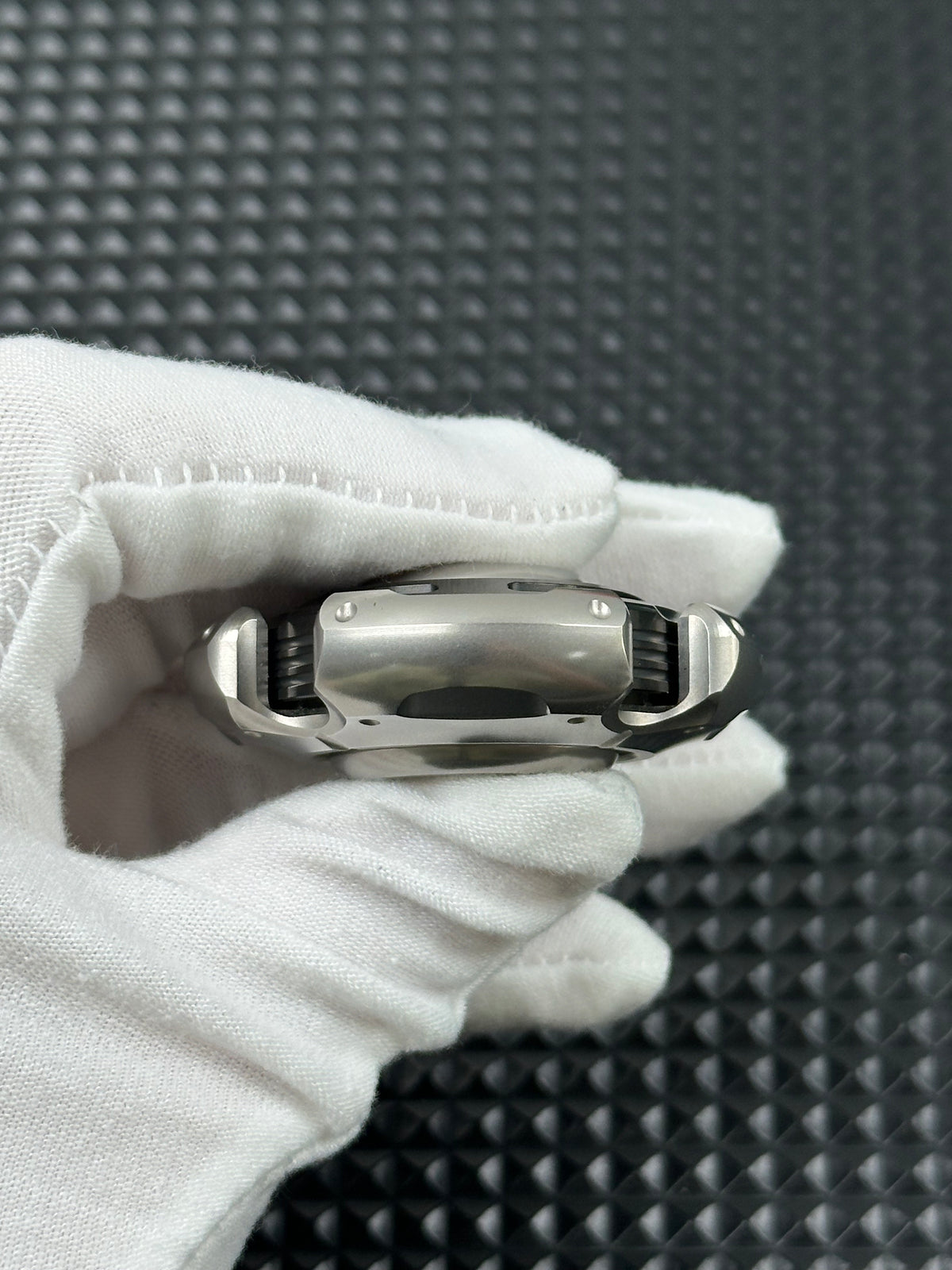 Resonance Stainless Steel