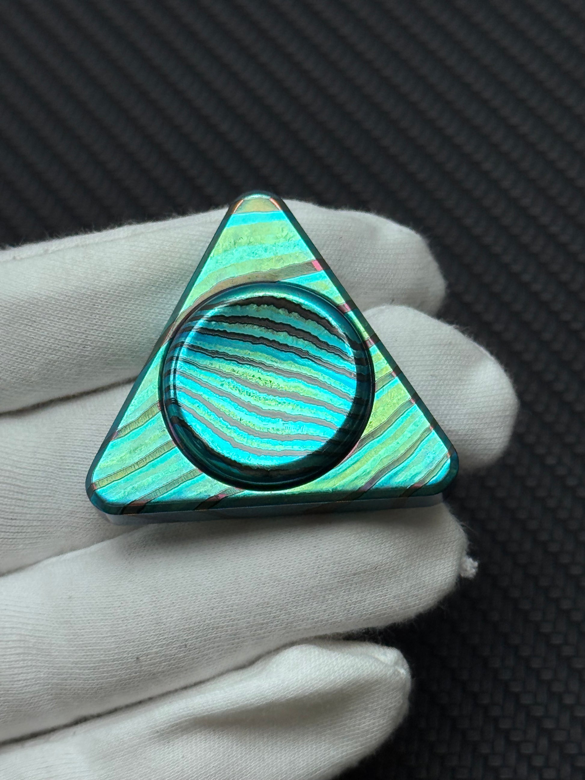 Fanzi Little Triangle Zircuti