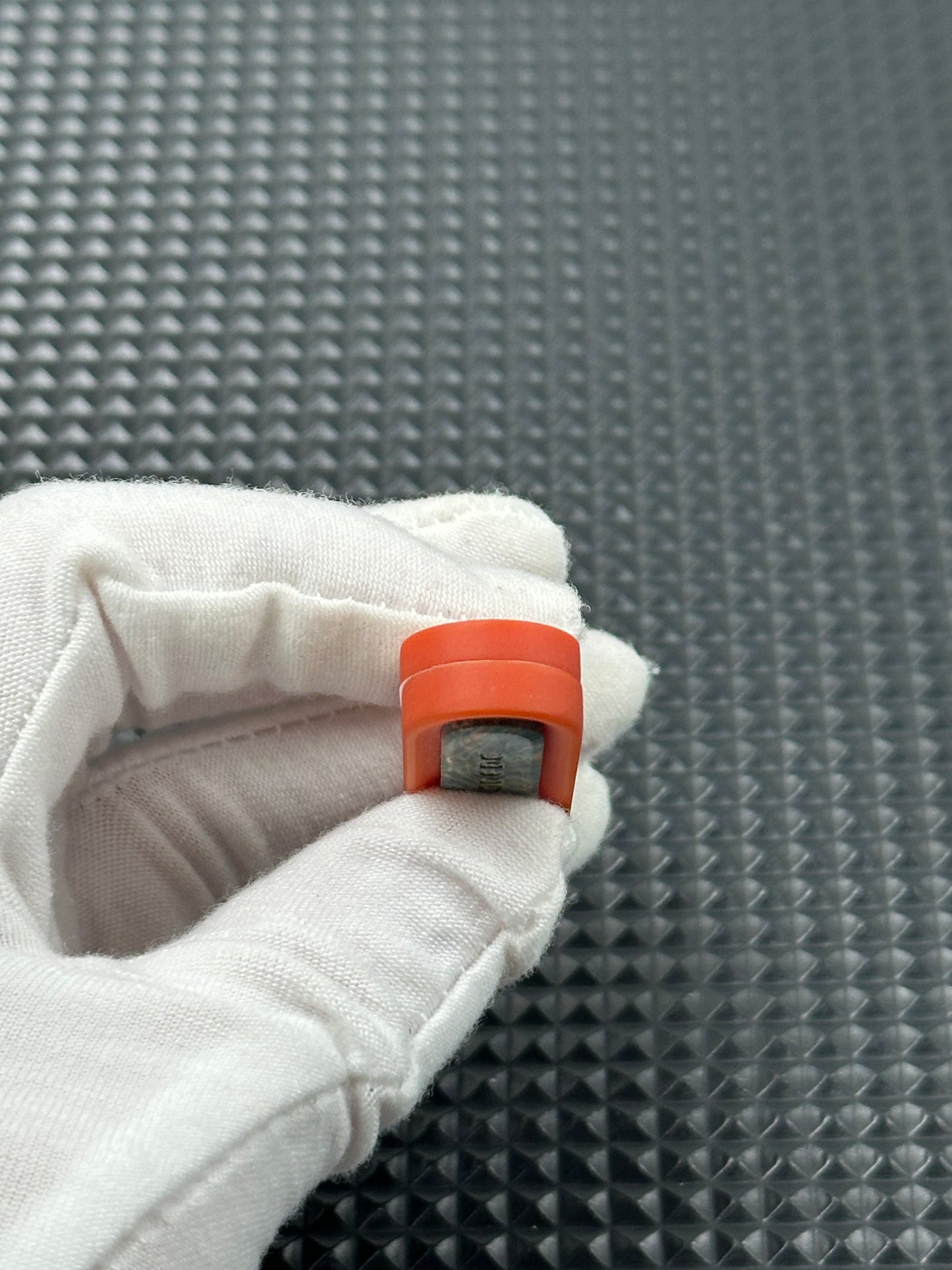 Spice Pin Resin