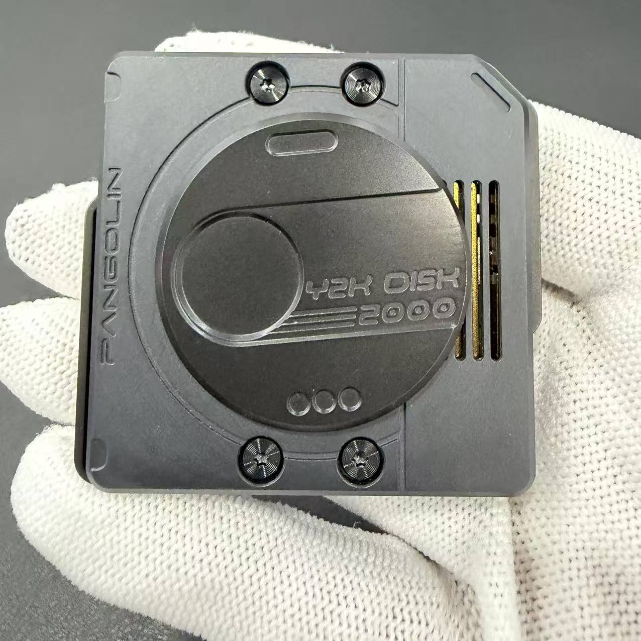 Millennium Y2K Disk PEEK