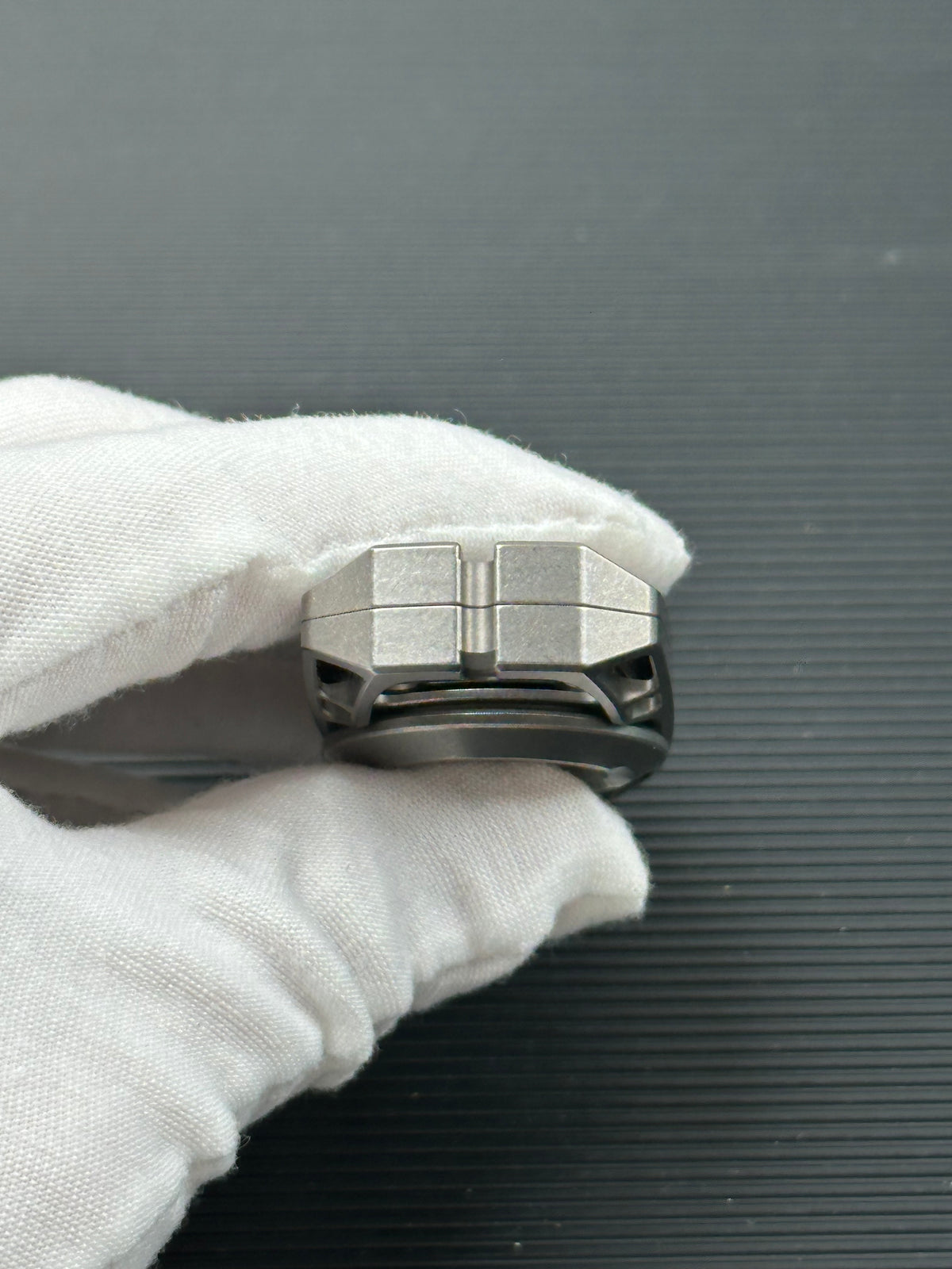 Ling Yin Titanium