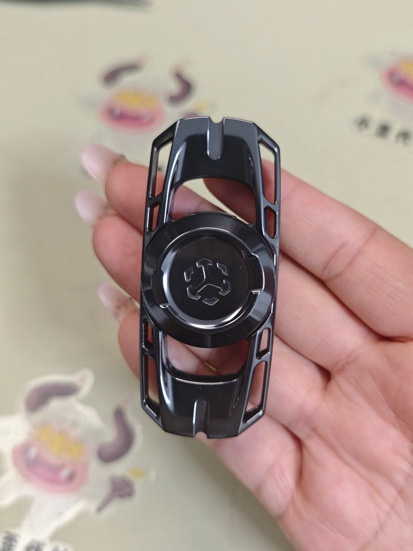 Ling Yin Zirconium