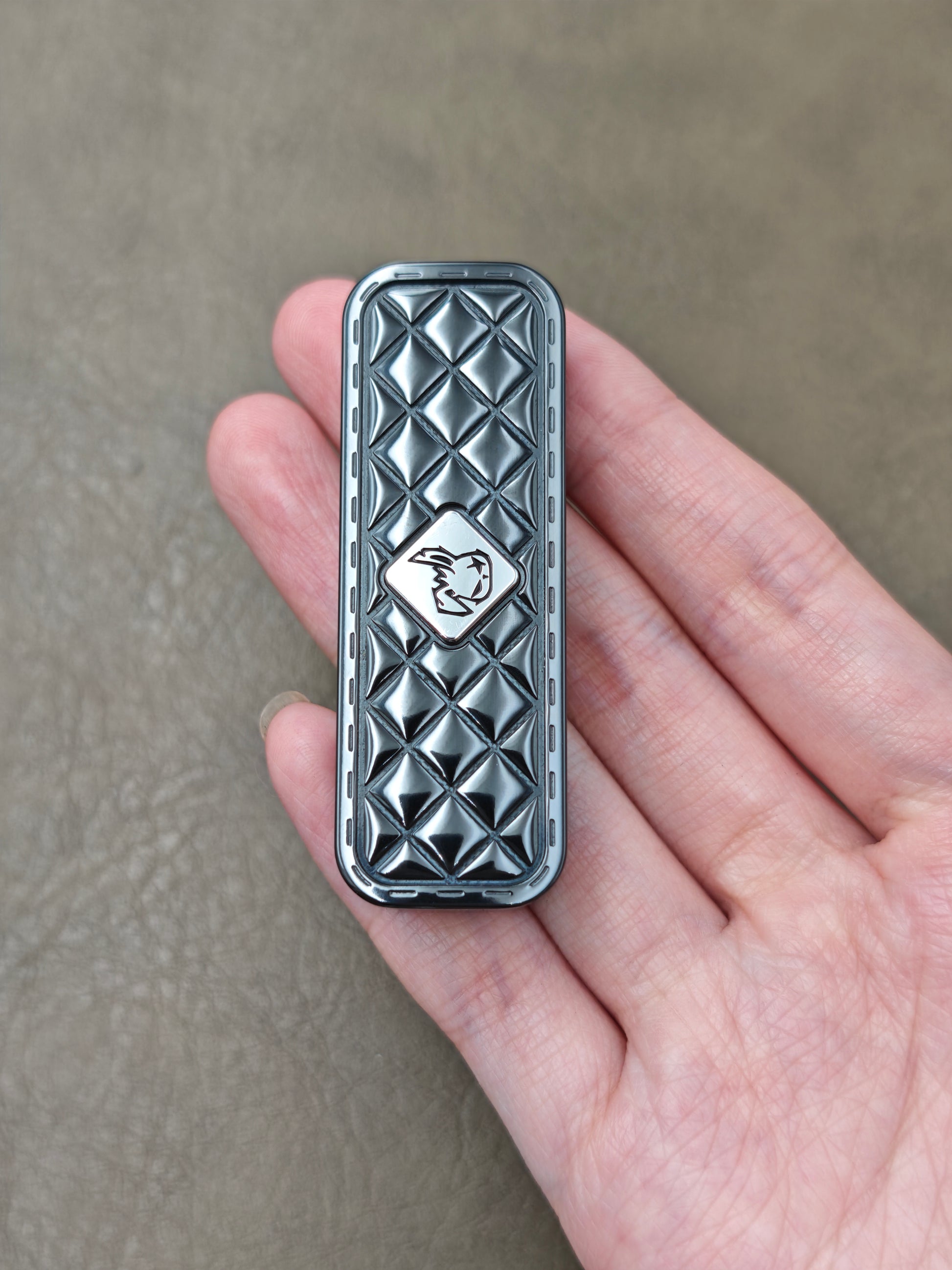 Feng Ling Zirconium