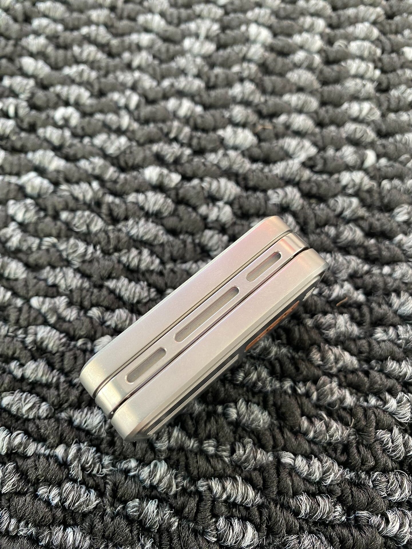 ROAR Titanium