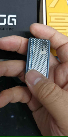 DRIVE Slider Titanium