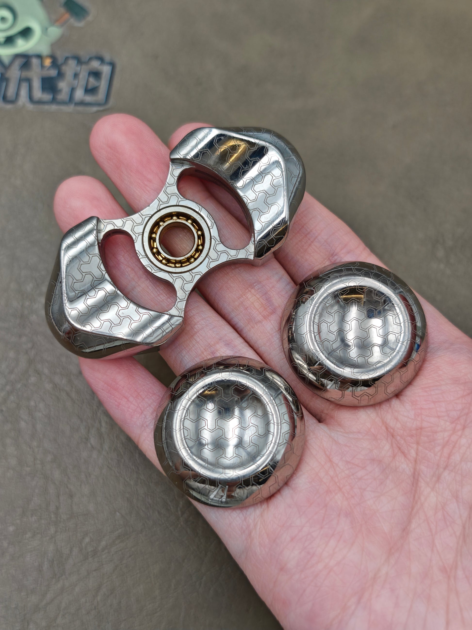 Feather Titanium