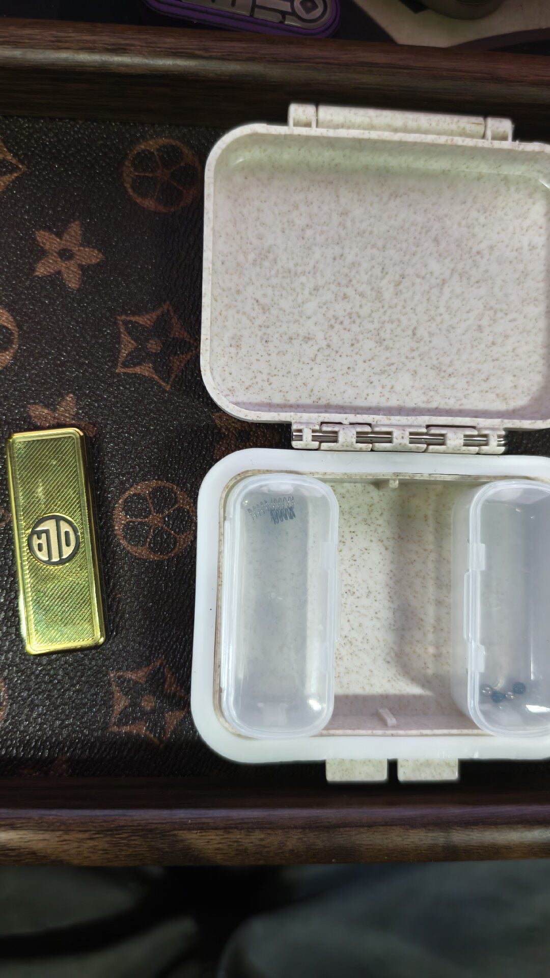 Jingle Bell Zirconium