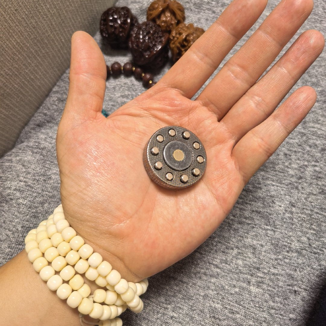 Magneto Superconductor