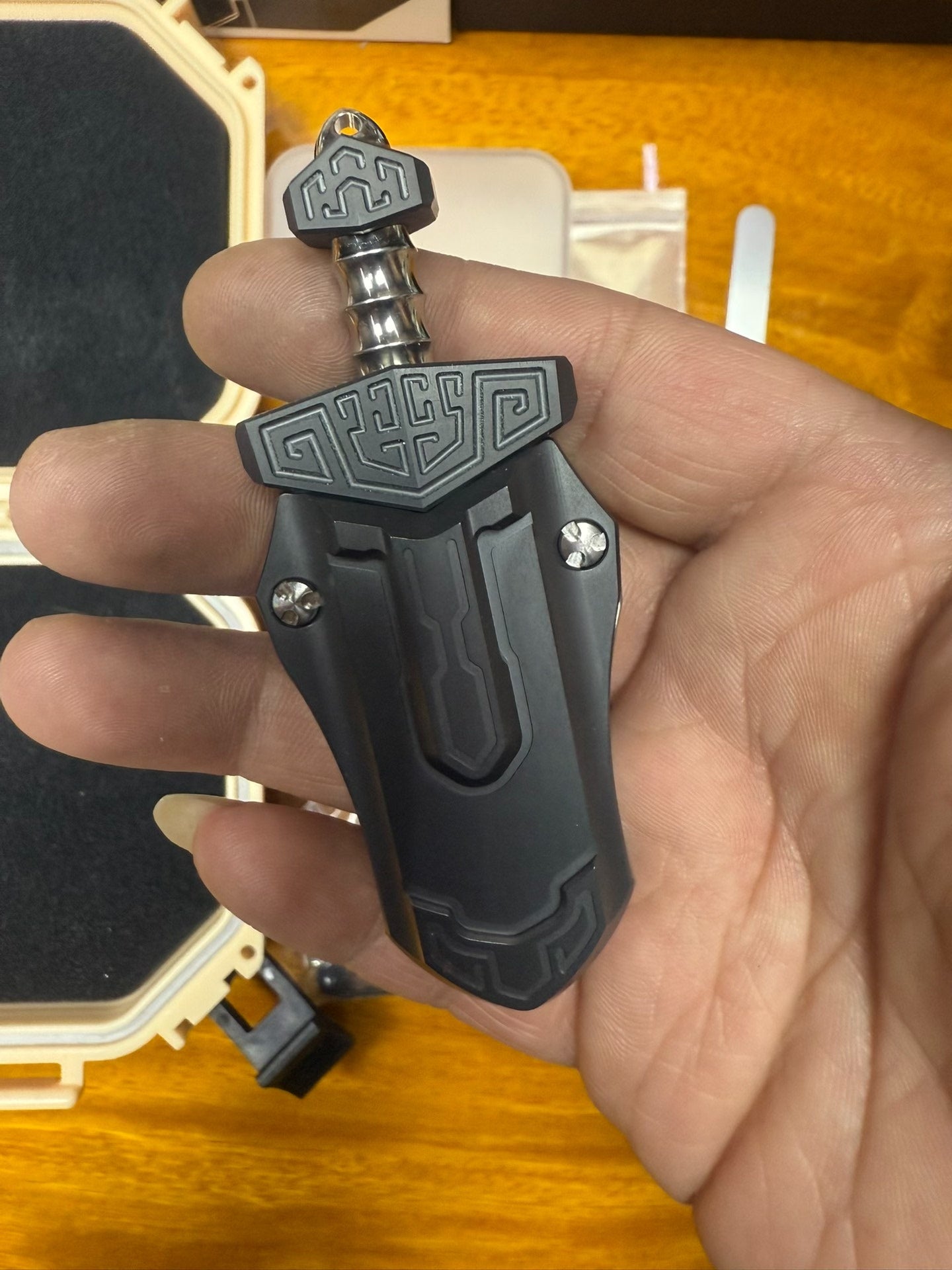 Taia Sword Zirconium Black