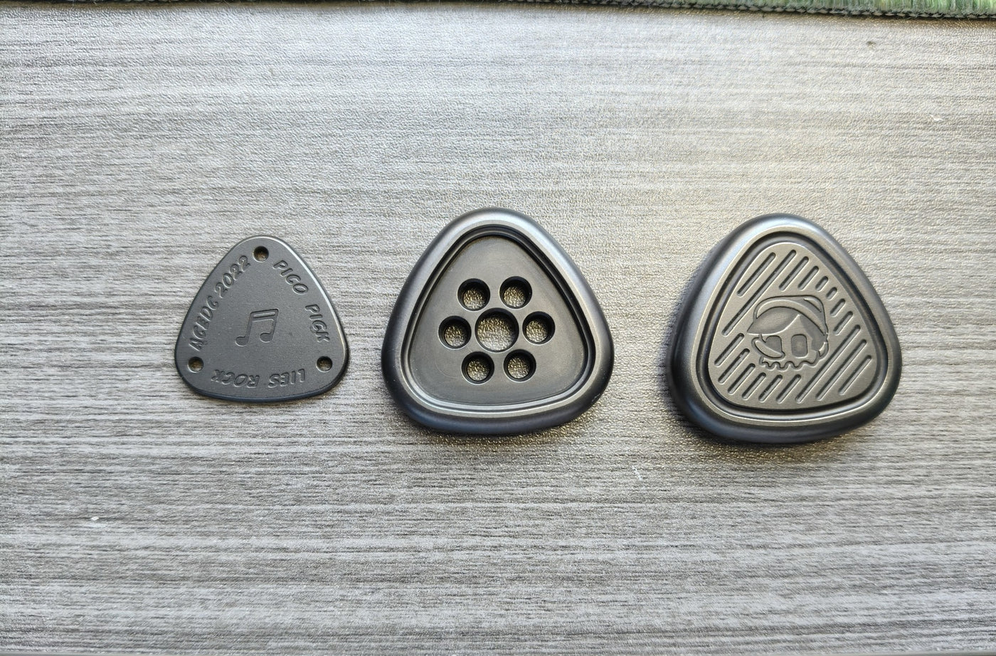 PICO PICK Blackened Stainless Steel