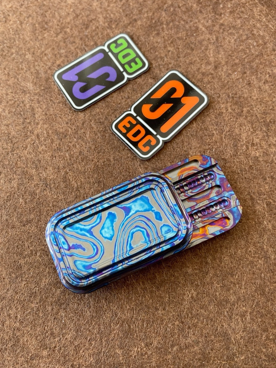 Slider-Feeling Mechanical Zircuti