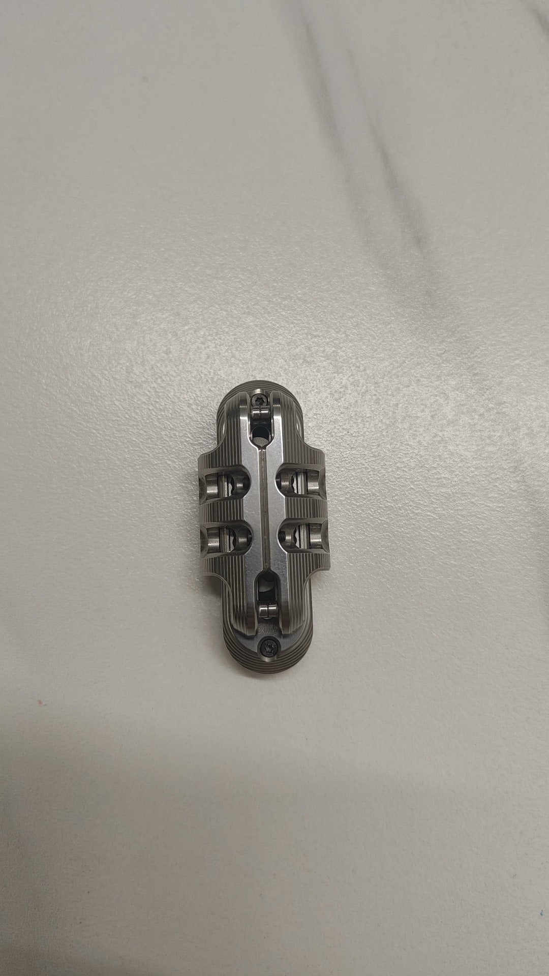 EXOSKELETON Titanium