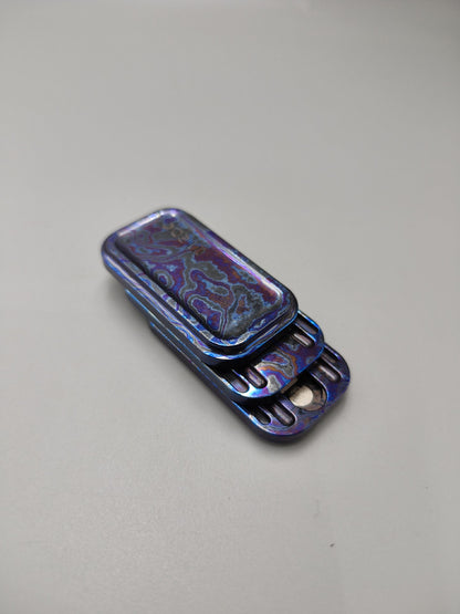 Slider-Feeling Magnetic Zircuti