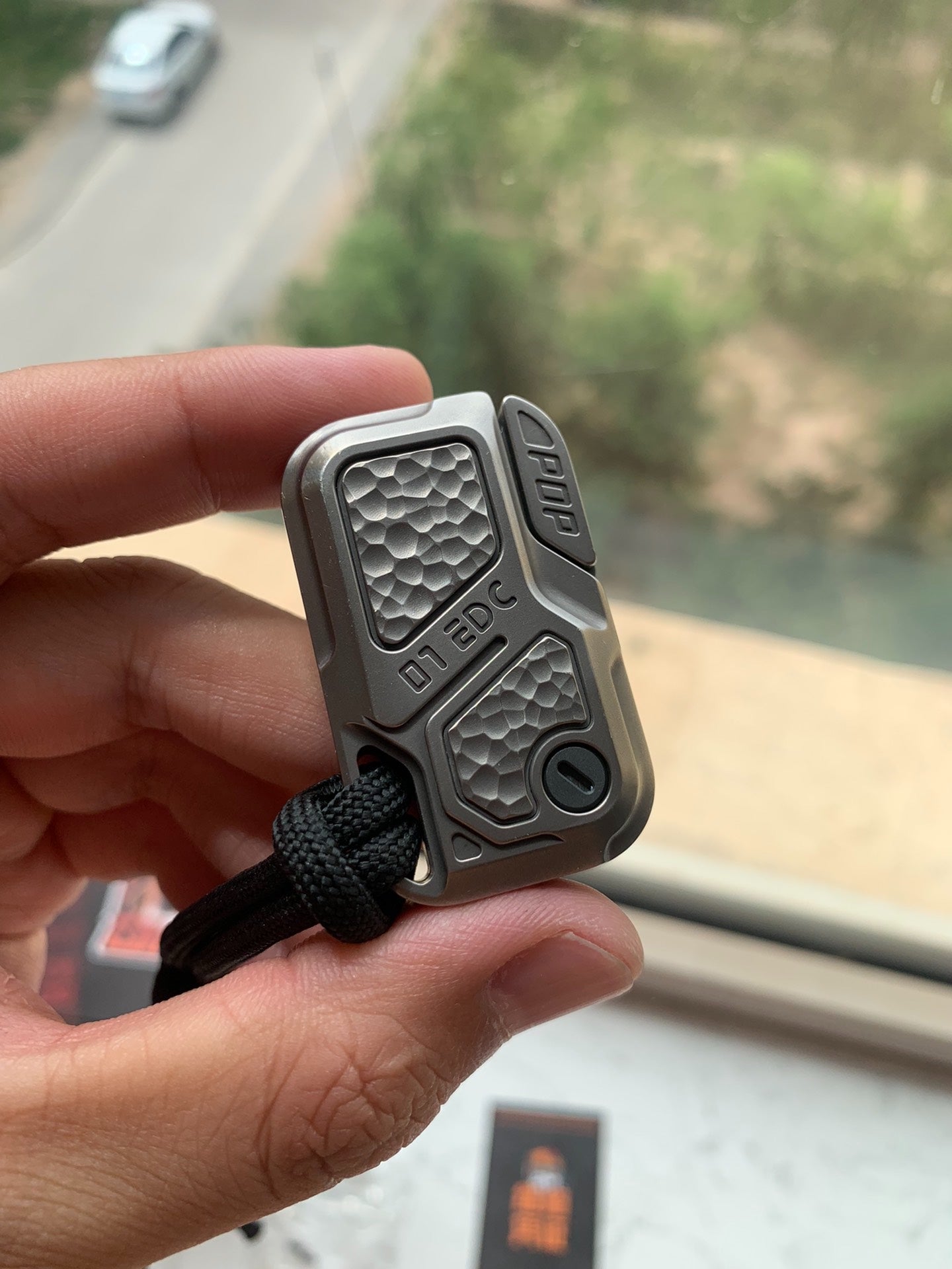 01Tarjeta EDC POP para lanzar 