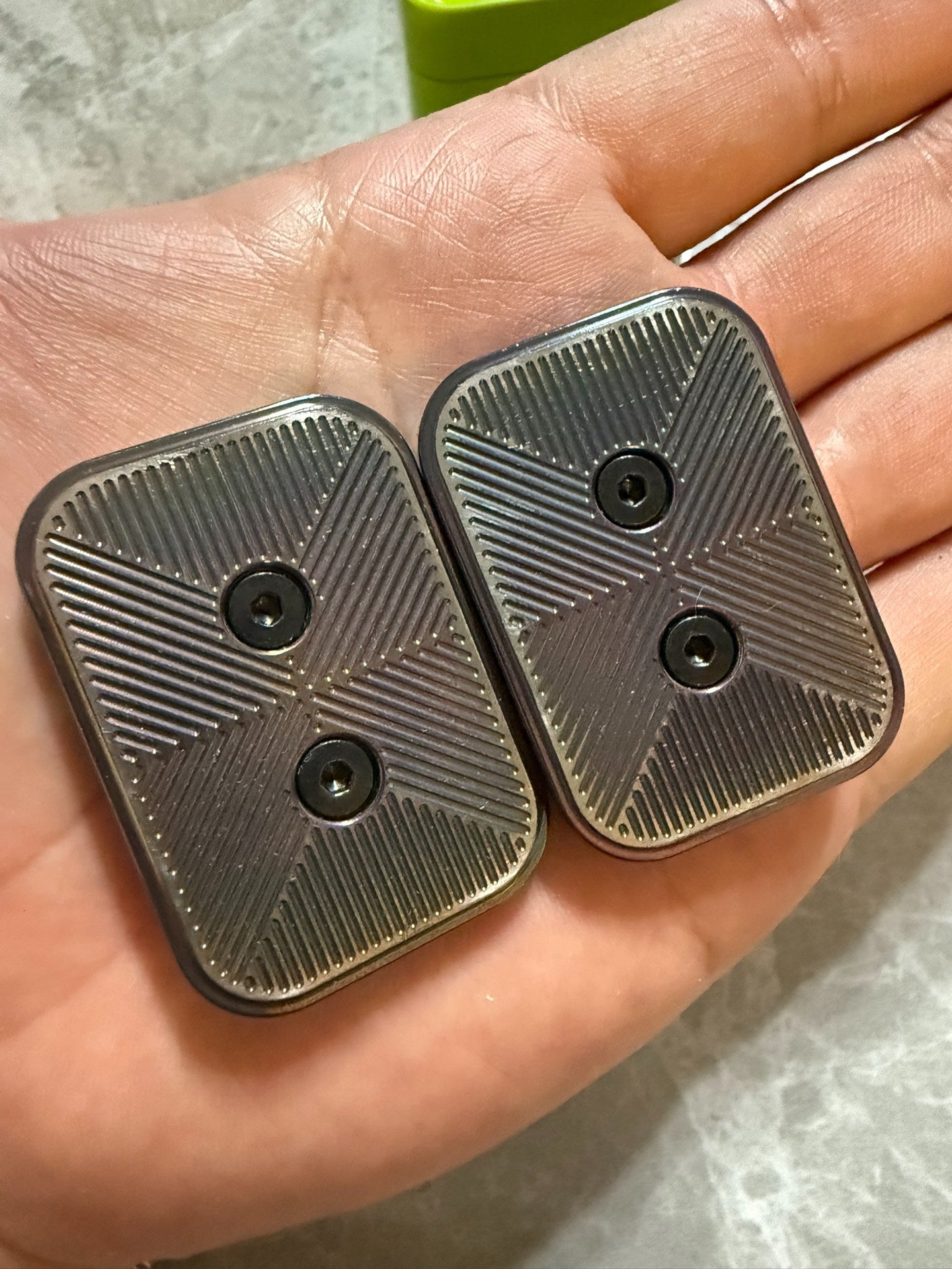 Travel Damasteel + Zirconium OS