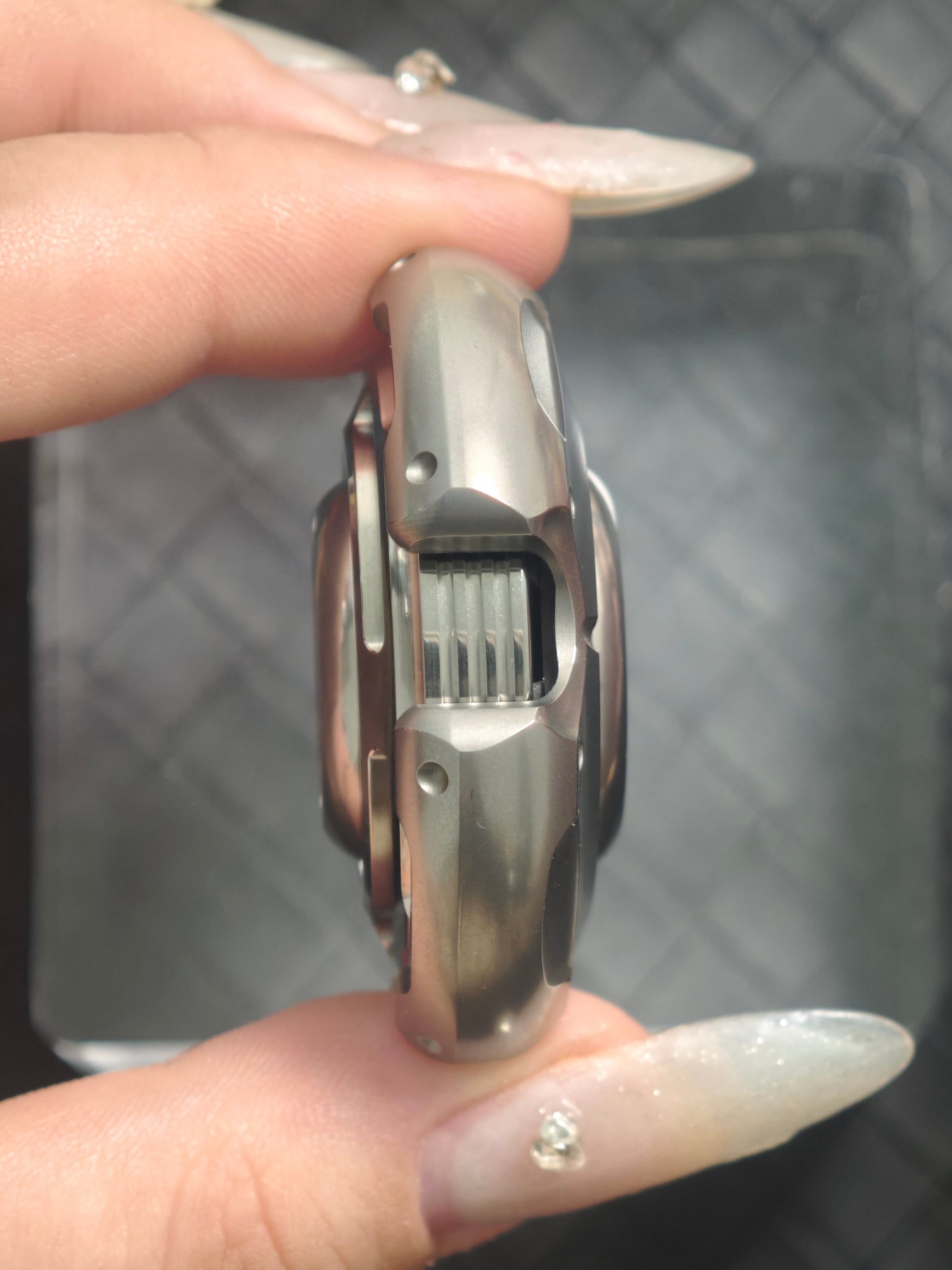 Resonance Titanium