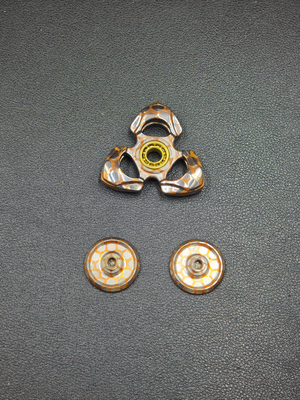 Toothless Mini Pearl White Superconductor Brushed